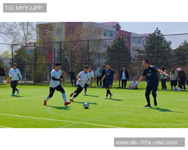 激情六月6月13足球赛激战正酣球迷齐聚共襄盛举